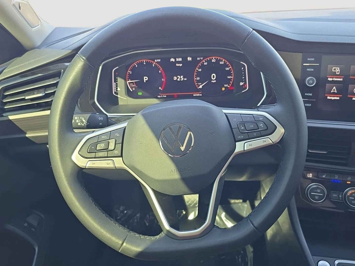 Certified Used 2022 Platinum Gray Metallic Volkswagen SEL image 19