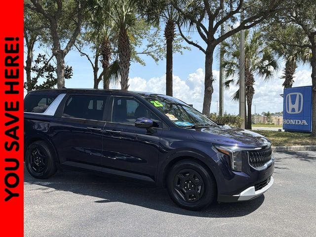 2025 Kia Sedona LXS's photo