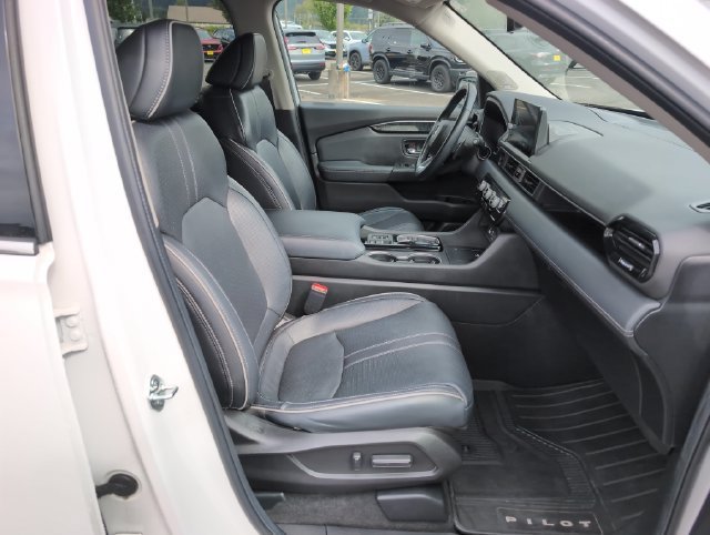 2024 Honda Pilot Elite - Photo 10