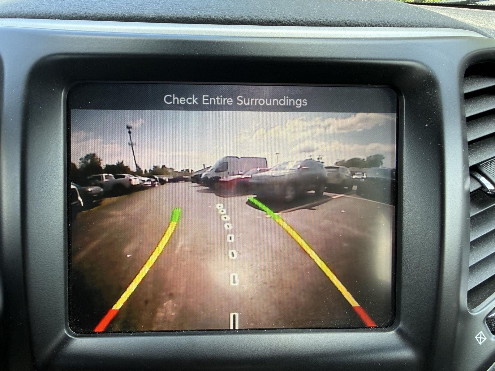 Used 2018 Diamond Black Crystal Pearlcoat Jeep Latitude Plus image 4