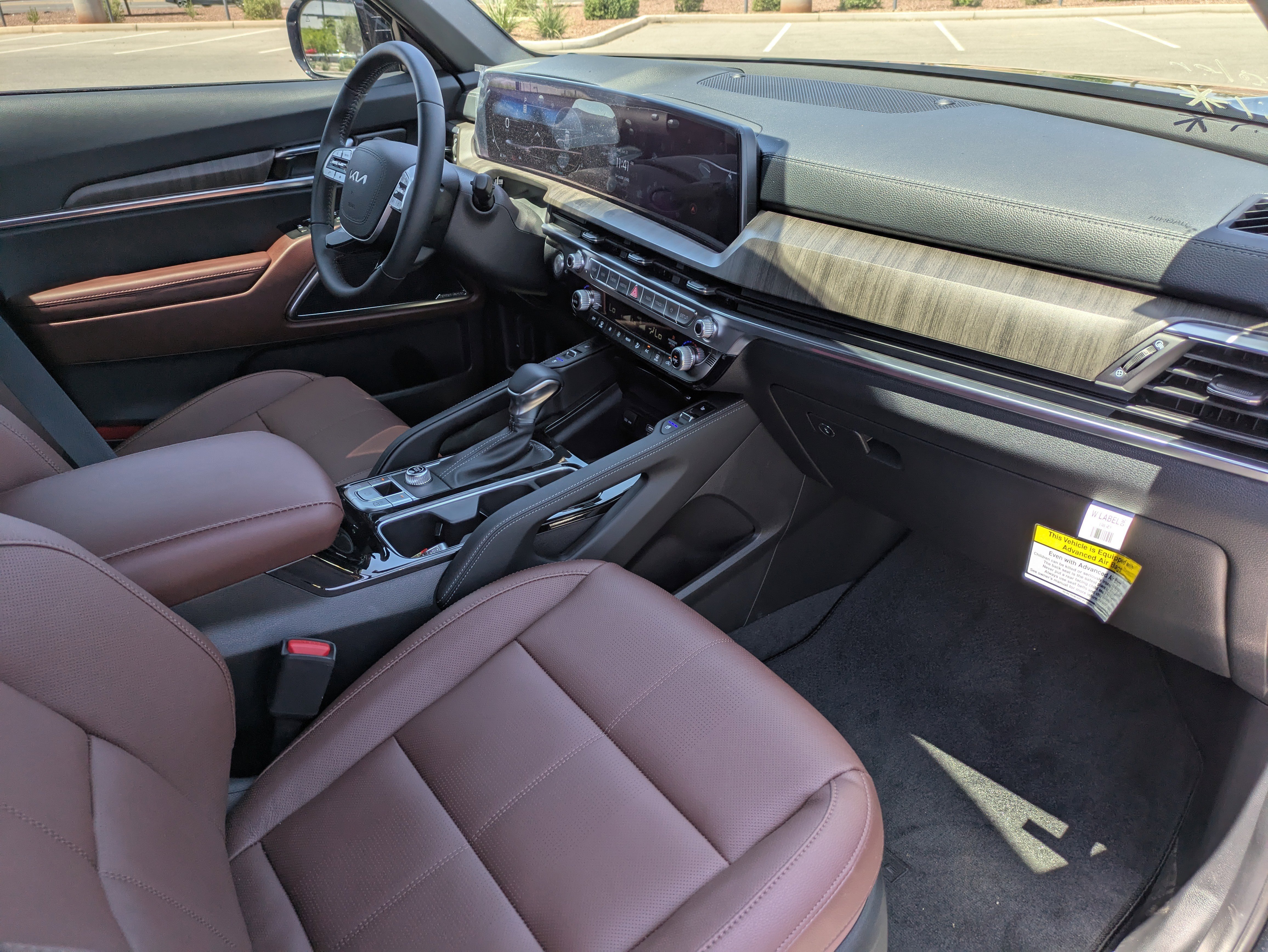 2025 Kia Telluride SX - Photo 13