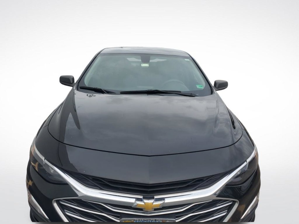 Used 2022 Black Chevrolet LS image 6
