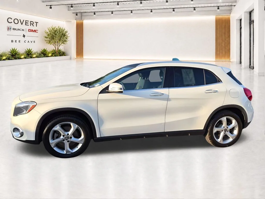 Used 2018 Black Mercedes-Benz GLA 250 image 5