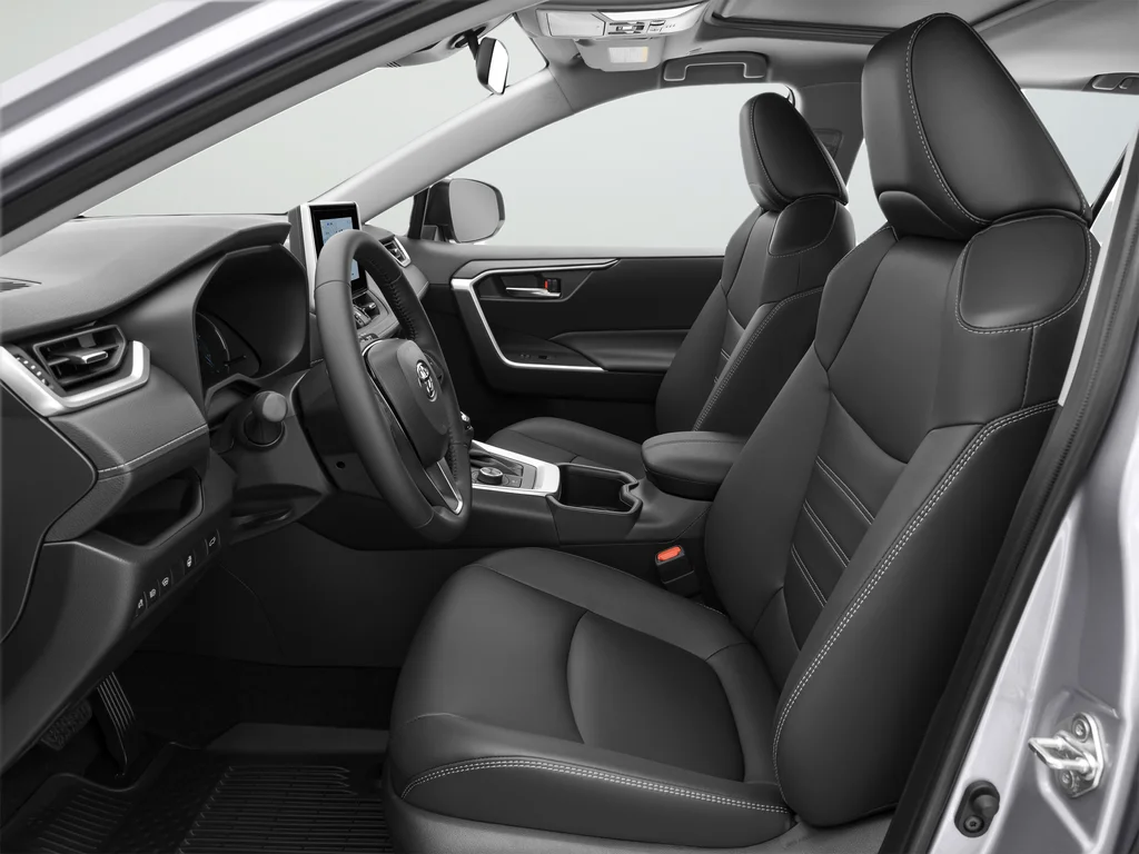 Used 2025 Silver Toyota XLE image 16