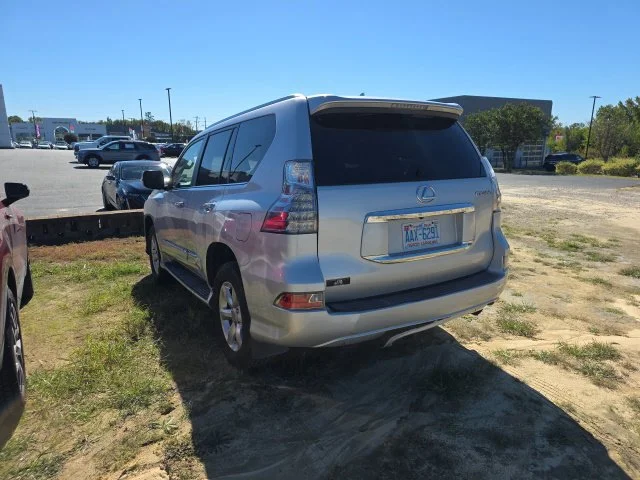 Used 2014 Gray Lexus 460 image 5