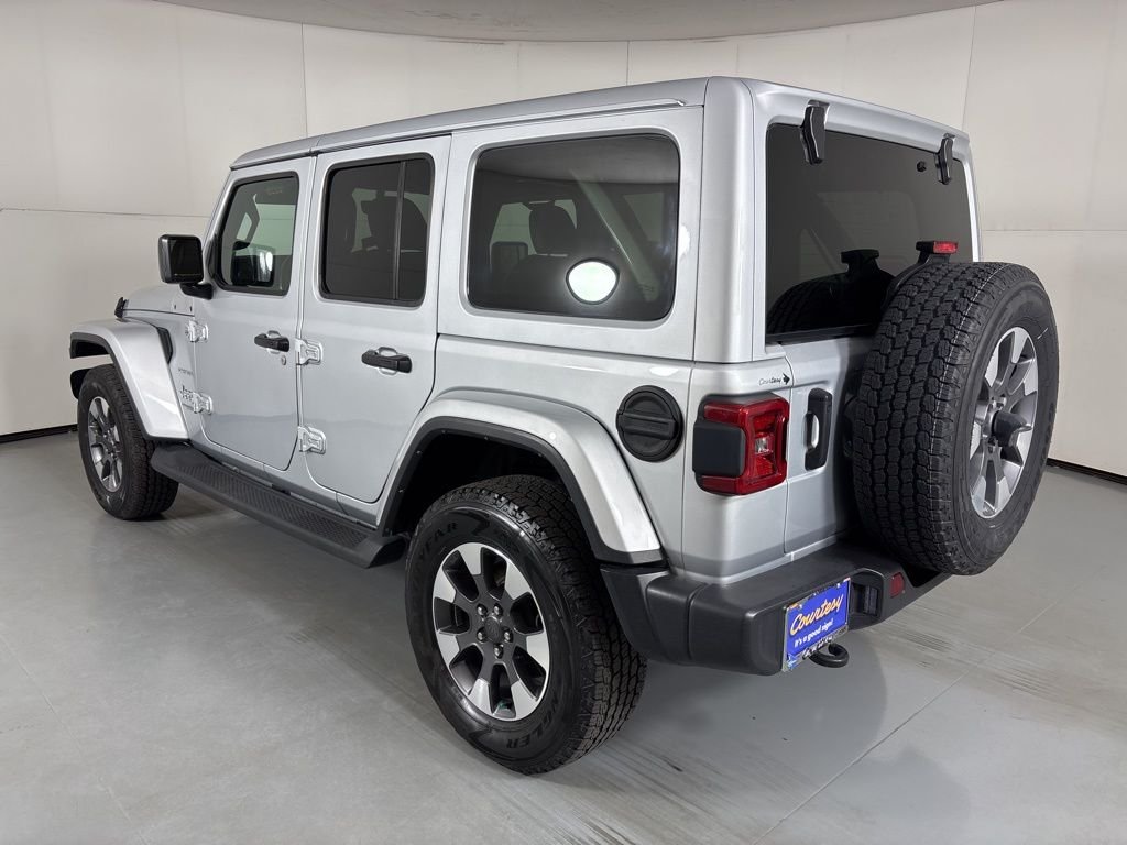 Used 2022 Silver Jeep Unlimited Sahara image 6