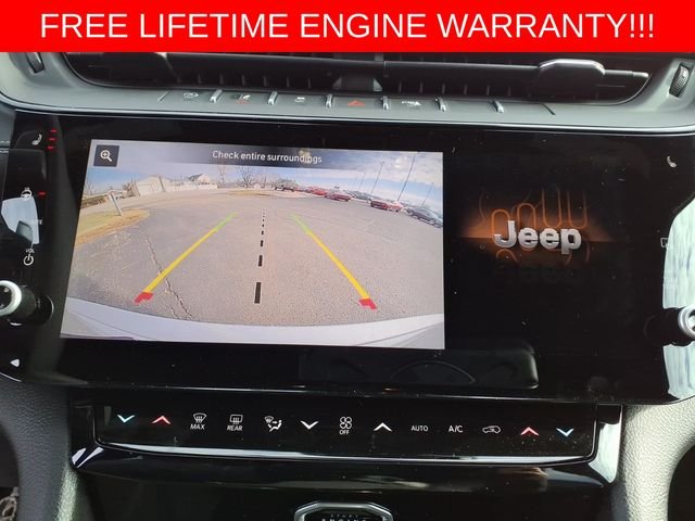 New 2026 Silver Zynith Exterior Paint Jeep Altitude image 22