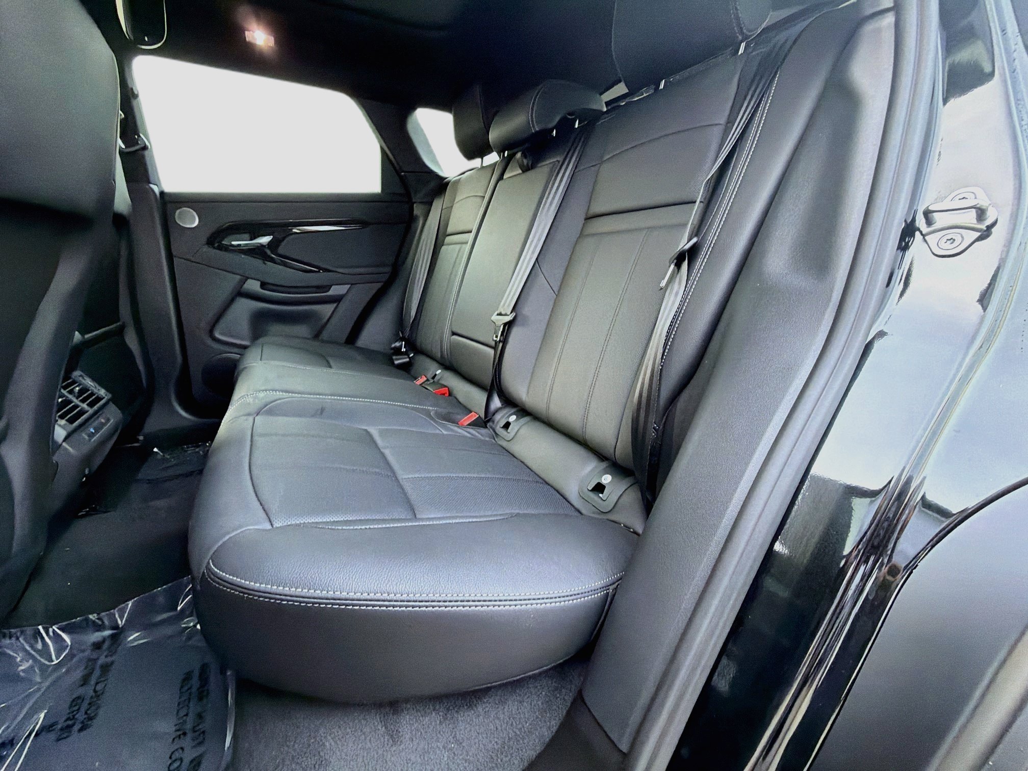 New 2026 Santorini Black LAND ROVER  image 20