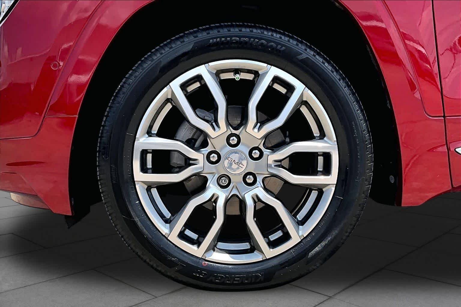Used 2024 Volcanic Red Tintcoat GMC Denali image 11