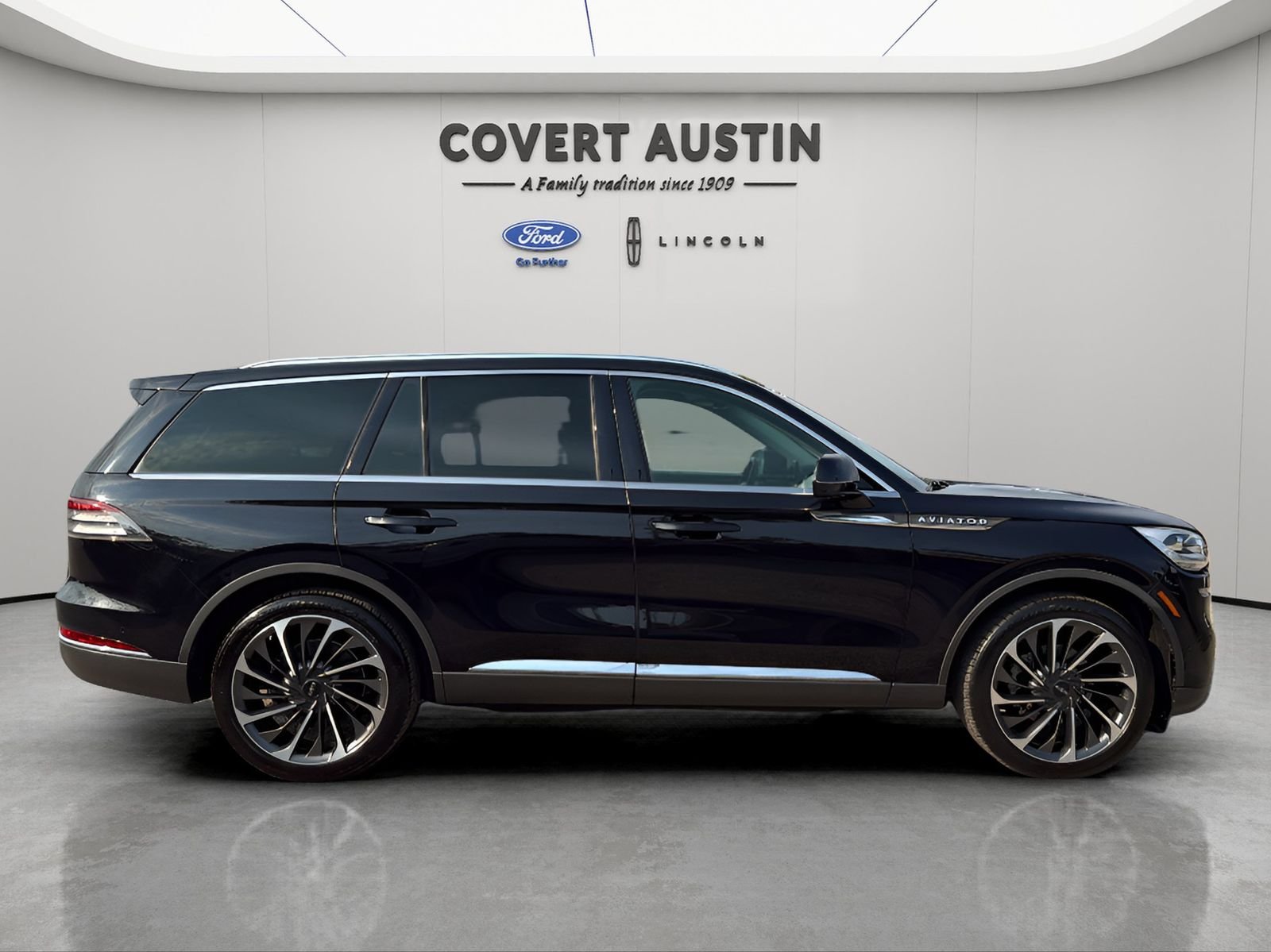 Used 2020 Black Lincoln Reserve image 11