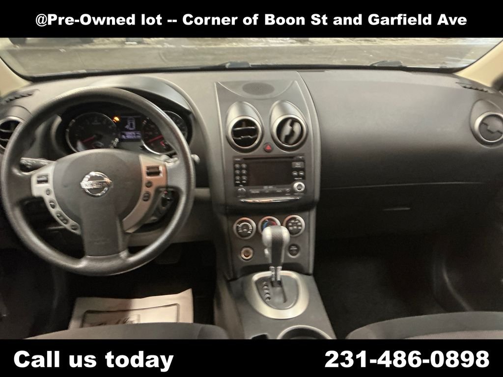 Used 2011 Black Nissan SV image 18
