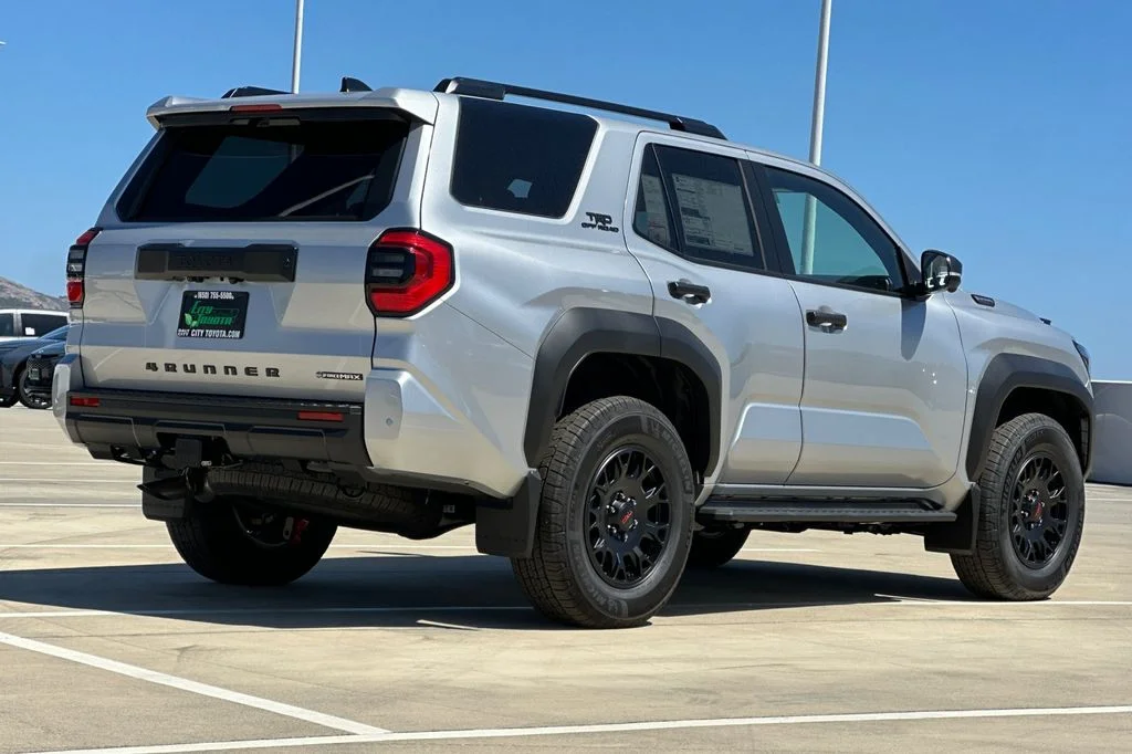 New 2026 Cutting Edge Toyota 4Runner TRD Off-Road Premium image 4