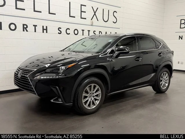 Used 2018  Lexus 300 image 9
