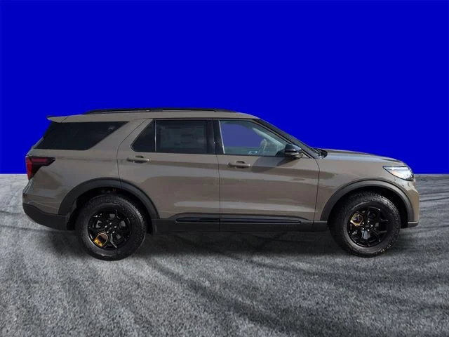 New 2026 Gray Ford Tremor image 3