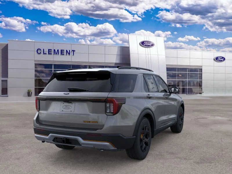 New 2026 Carbonized Gray Metallic Ford Tremor® image 8