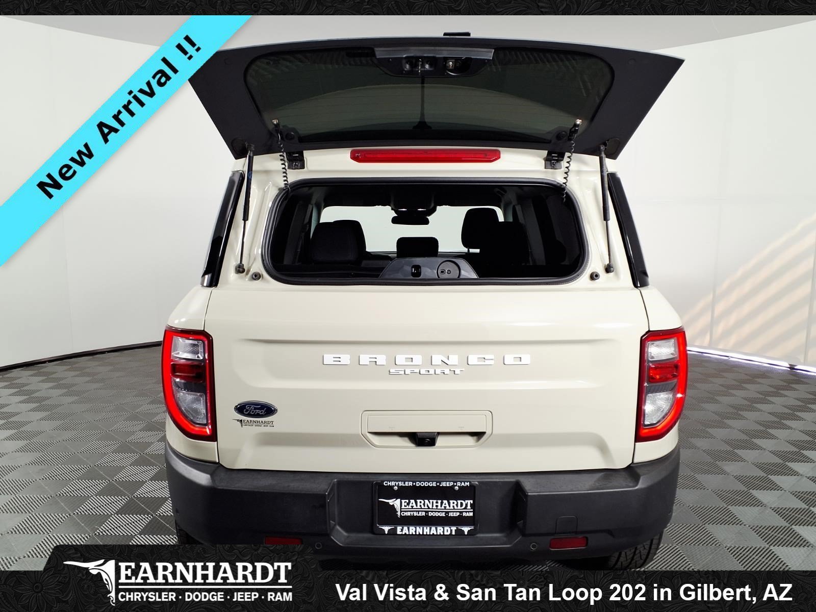 Used 2024  Ford Big Bend image 9