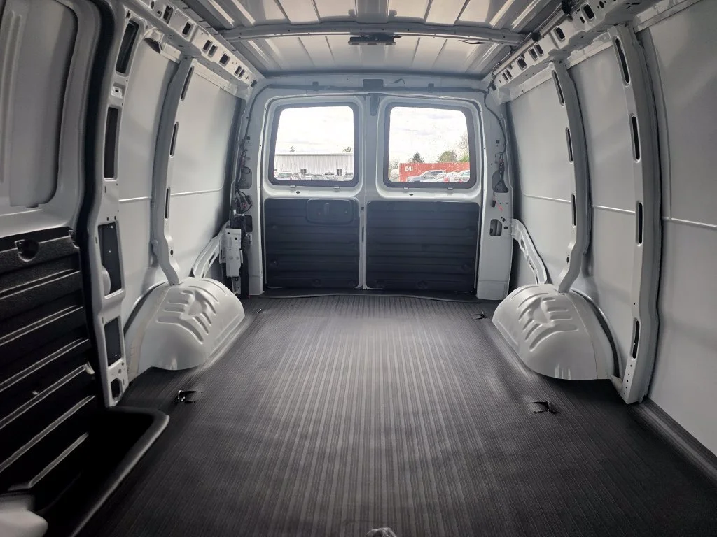 2026 GMC Savana Cargo Work Van - Photo 7