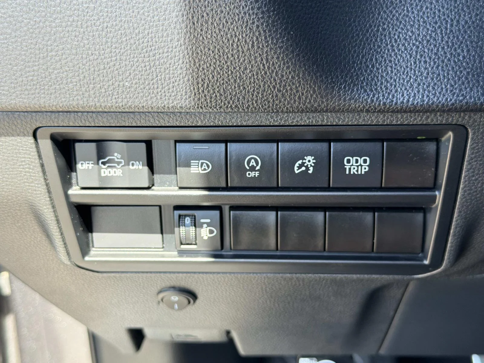 Used 2022 Magnetic Gray Metallic Toyota SR5 image 18