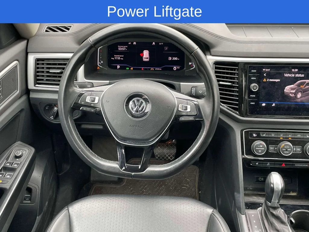 Used 2019 Blue Volkswagen SEL image 16