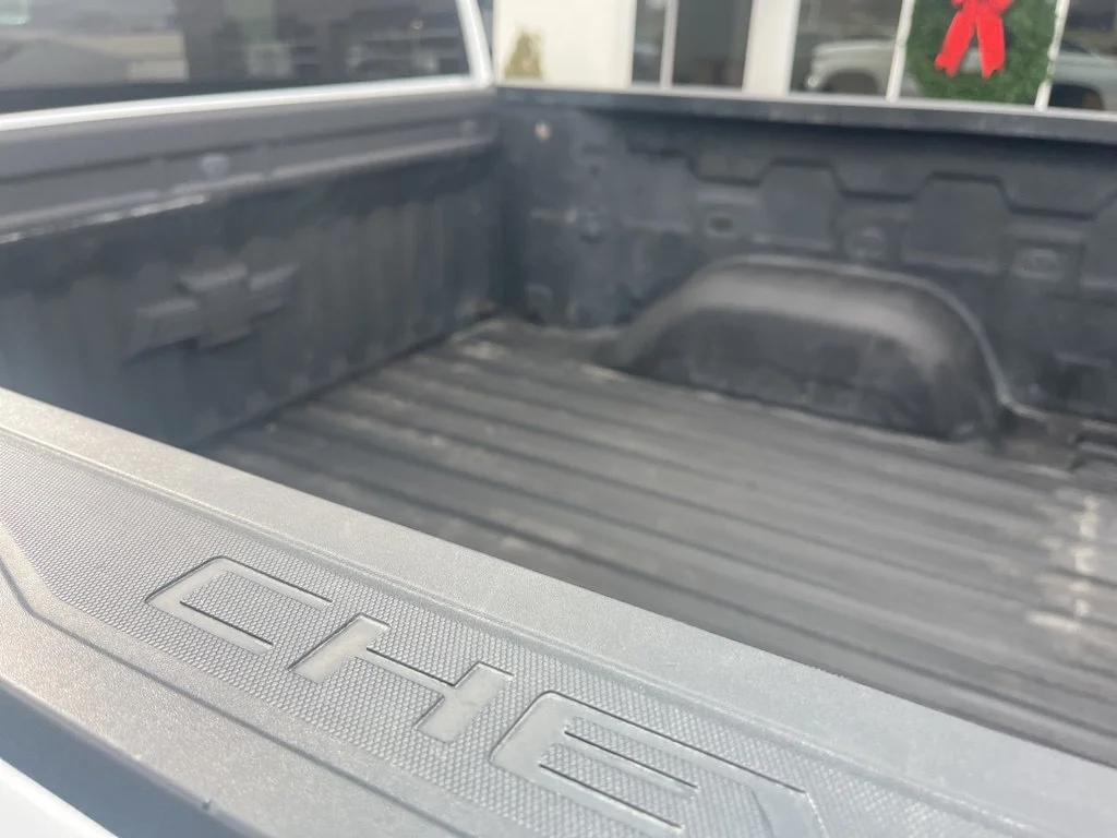 Used 2024 Summit White Chevrolet LT Trail Boss image 12