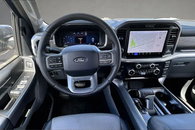 Used 2025 Blue Ford Lariat image 3