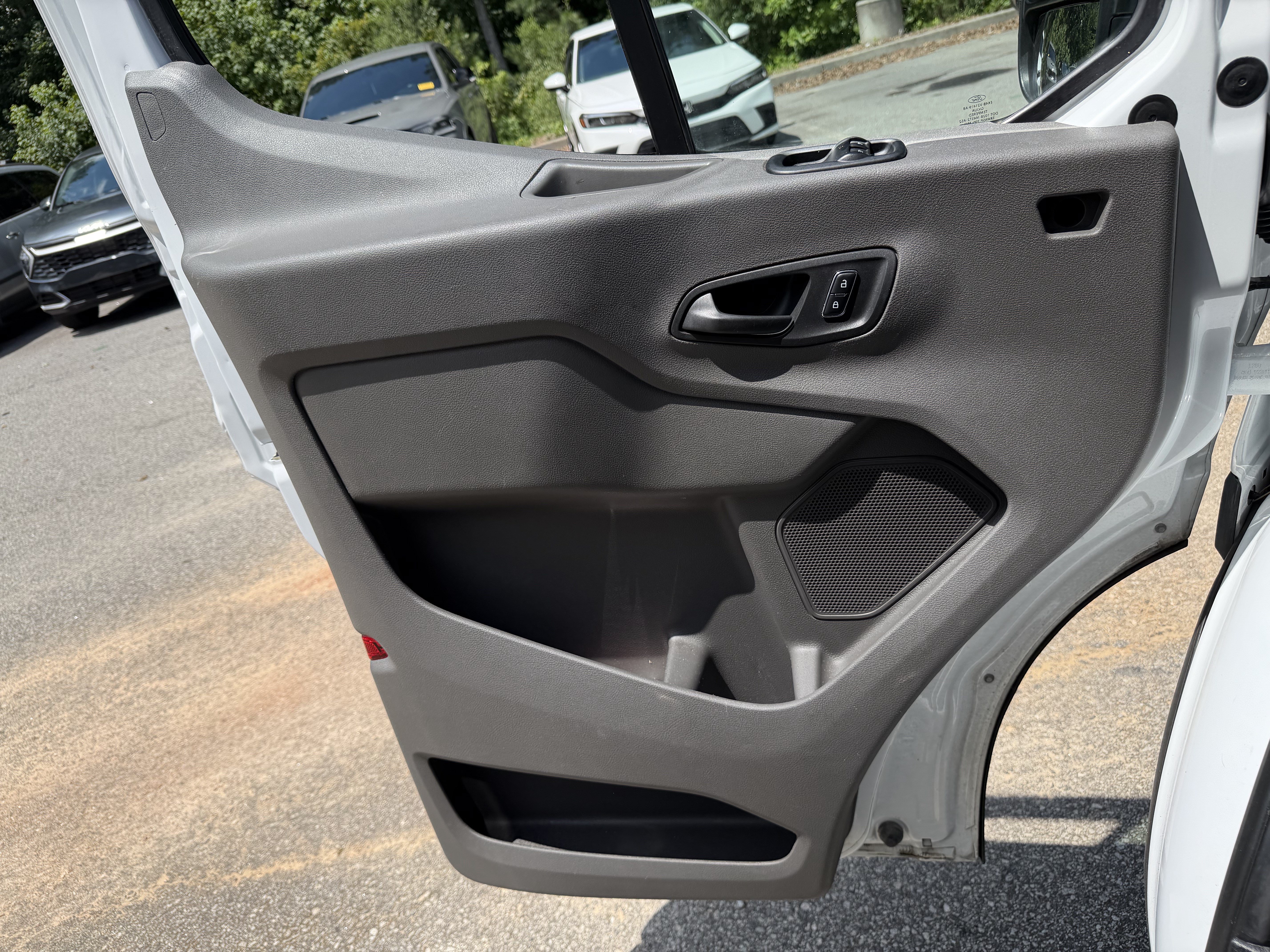 Used 2022 Oxford White Ford XLT image 12