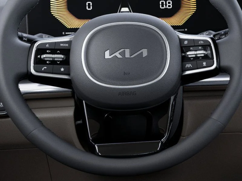 New 2026 Snow White Pearl Kia LXS image 22