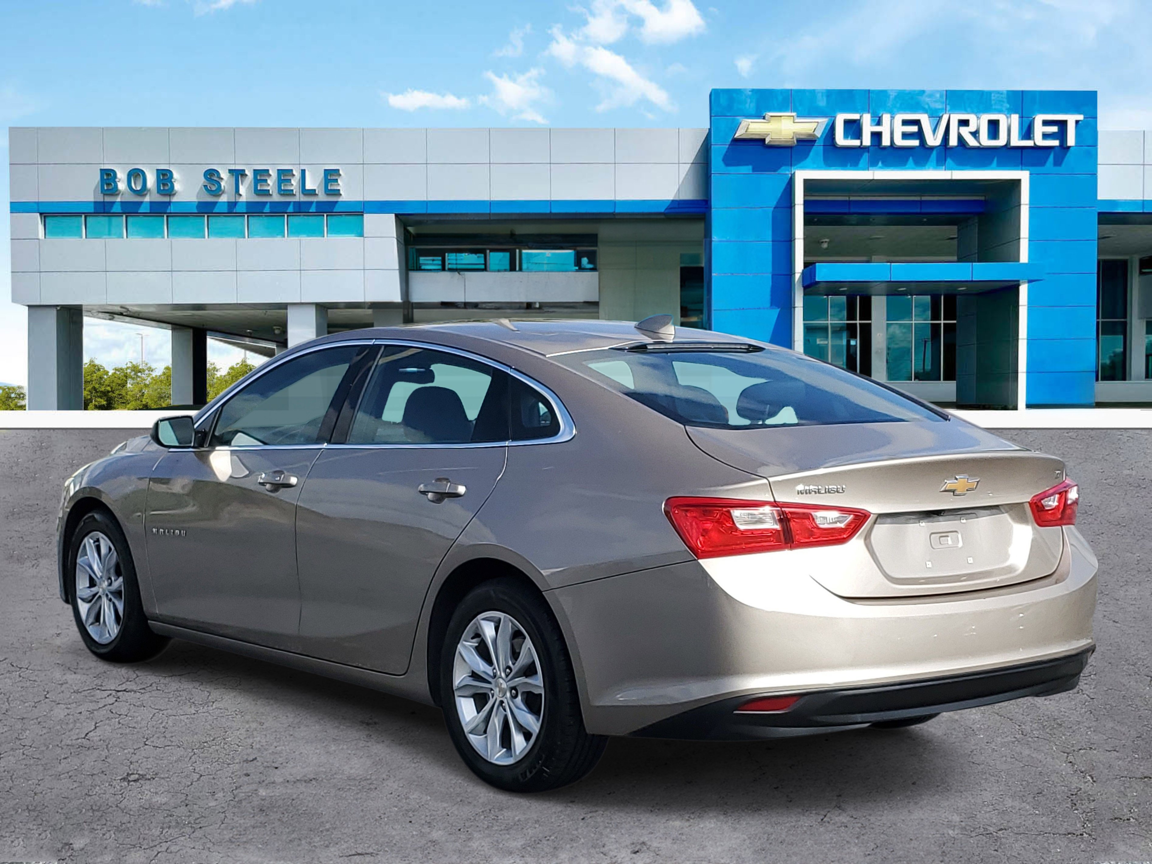 Certified Used 2023 Mineral Gray Metallic Chevrolet LT image 4