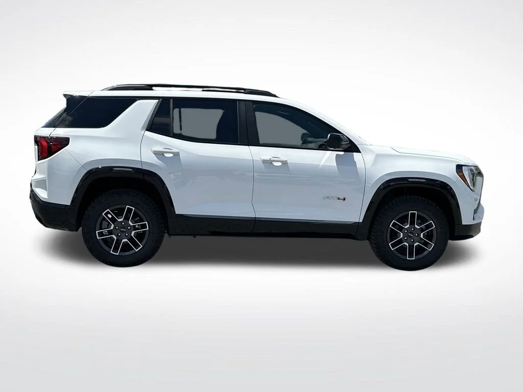 2026 GMC Terrain AT4 - Photo 9