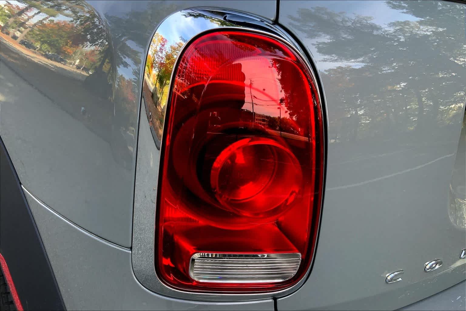 Used 2020 Moonwalk Grey Metallic MINI Cooper S image 27