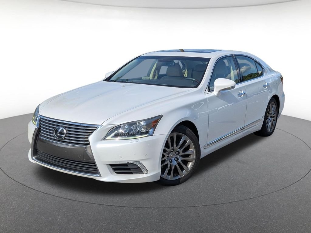 Used 2013  Lexus 460 image 1