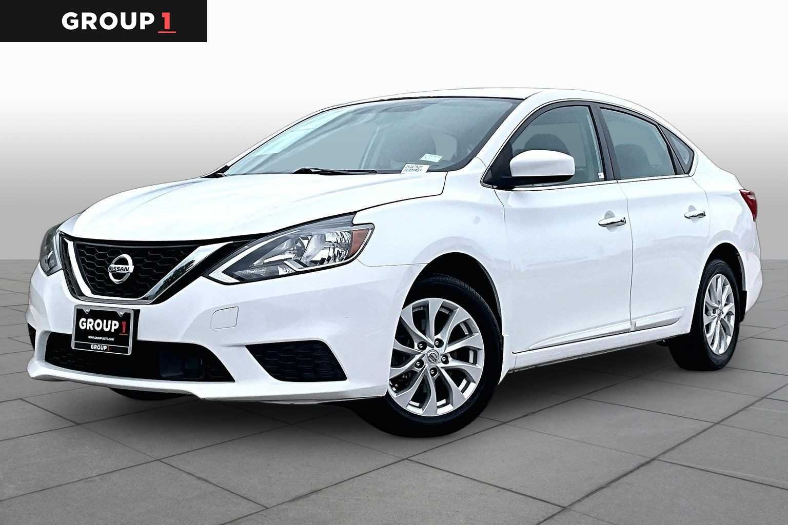 2018 Nissan Sentra SV CVT's photo
