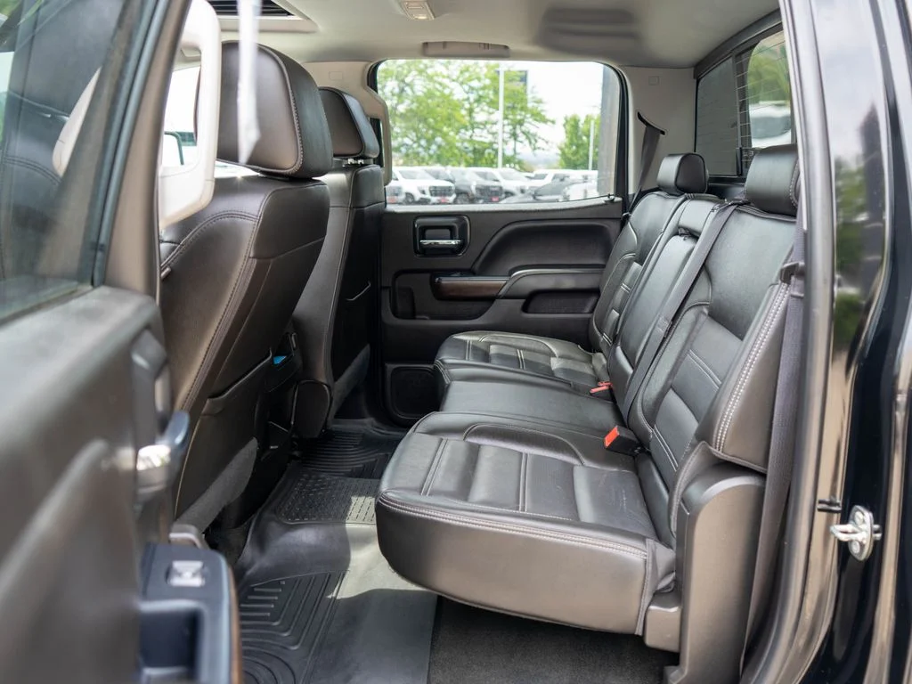 Used 2018 Black GMC Denali image 13