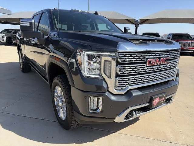 Used 2021 Green GMC Denali image 8
