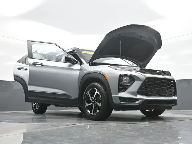 Used 2023 Gray Chevrolet RS image 32
