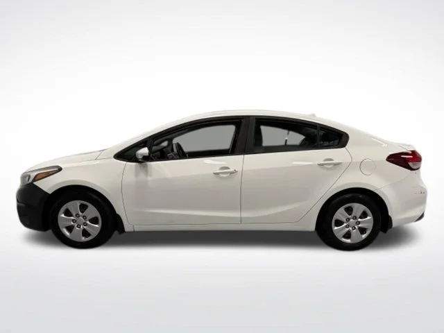 Used 2017 White Kia LX image 6