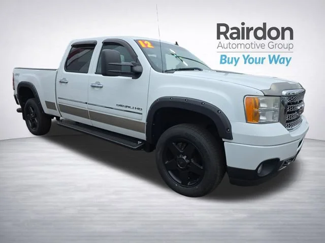2012 GMC Sierra 4WD Crew Cab Standard Box's photo
