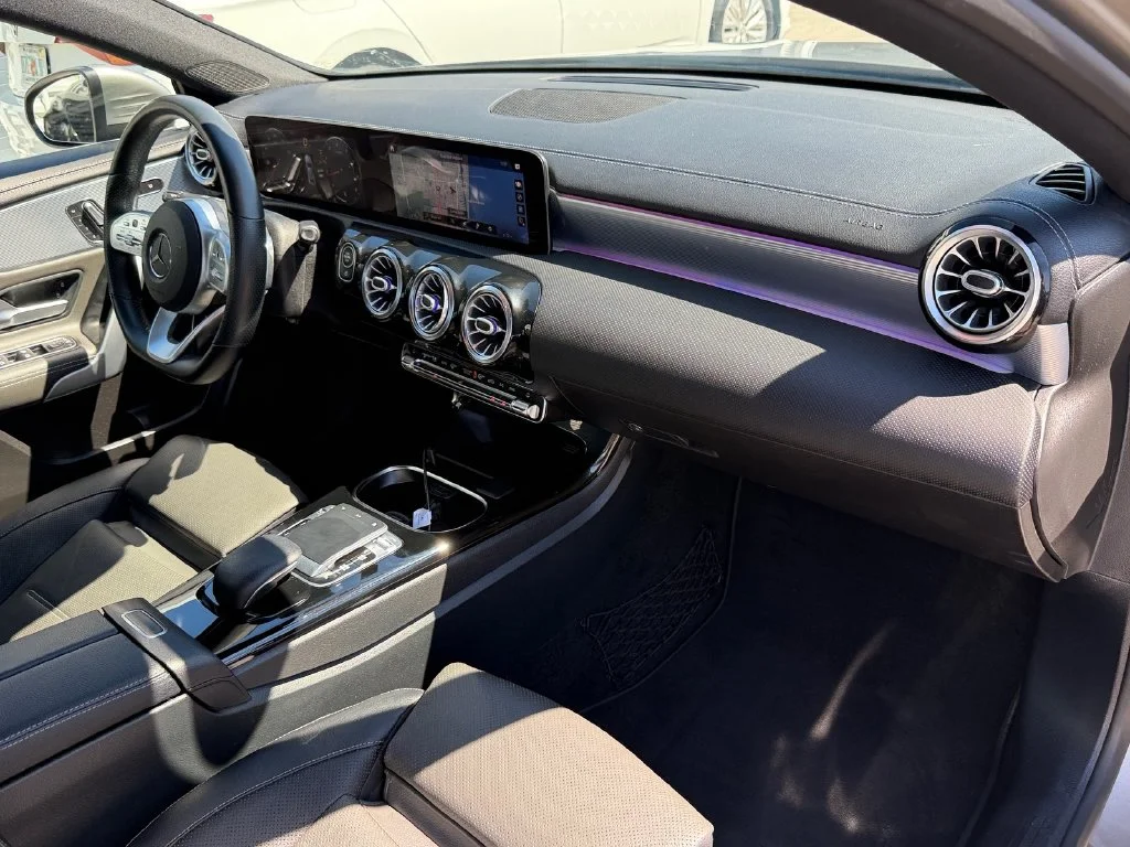 Used 2020 Silver Mercedes-Benz A 220 image 20