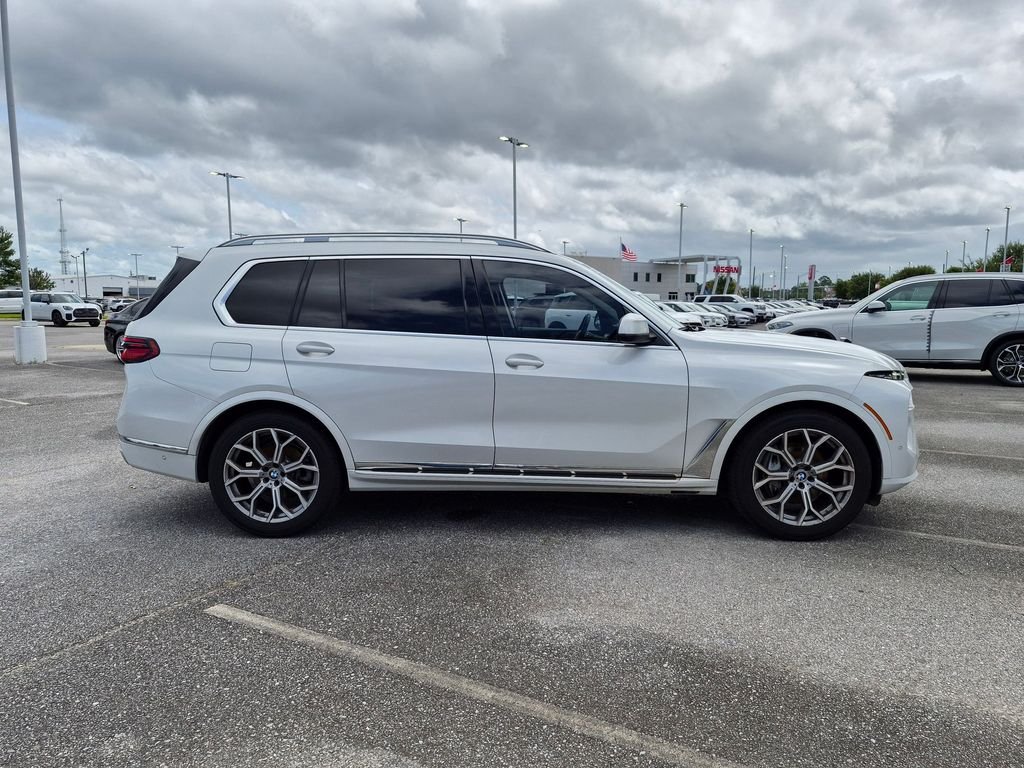 Used 2023 Mineral White Metallic BMW xDrive40i image 6