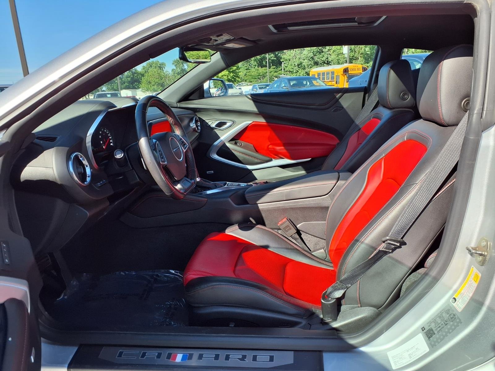 Used 2018 Silver Chevrolet 2LT image 22