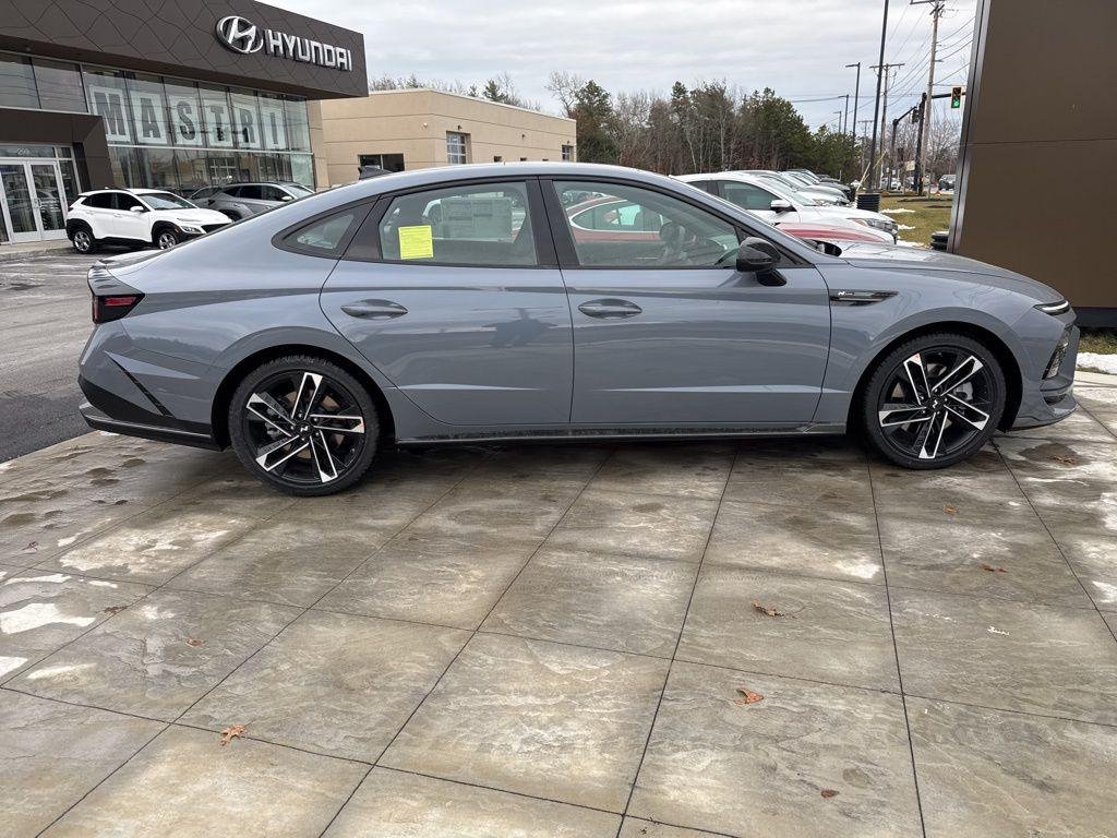 2026 Hyundai Sonata N Line - Photo 9