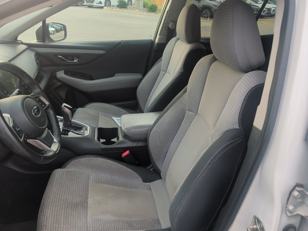 Used 2020 Crystal White Pearl Subaru Premium image 9