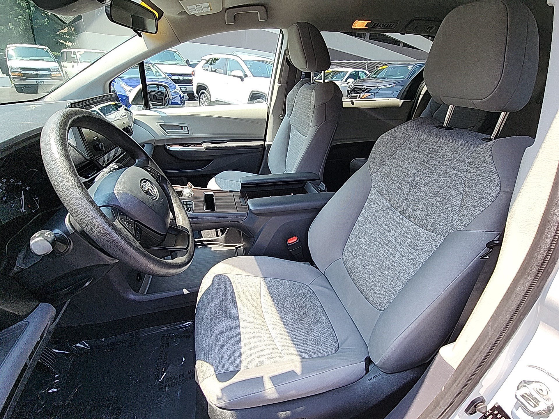 Certified Used 2022 White Toyota LE image 19