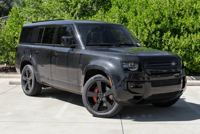 New 2026 Santorini Black Land Rover X image 9