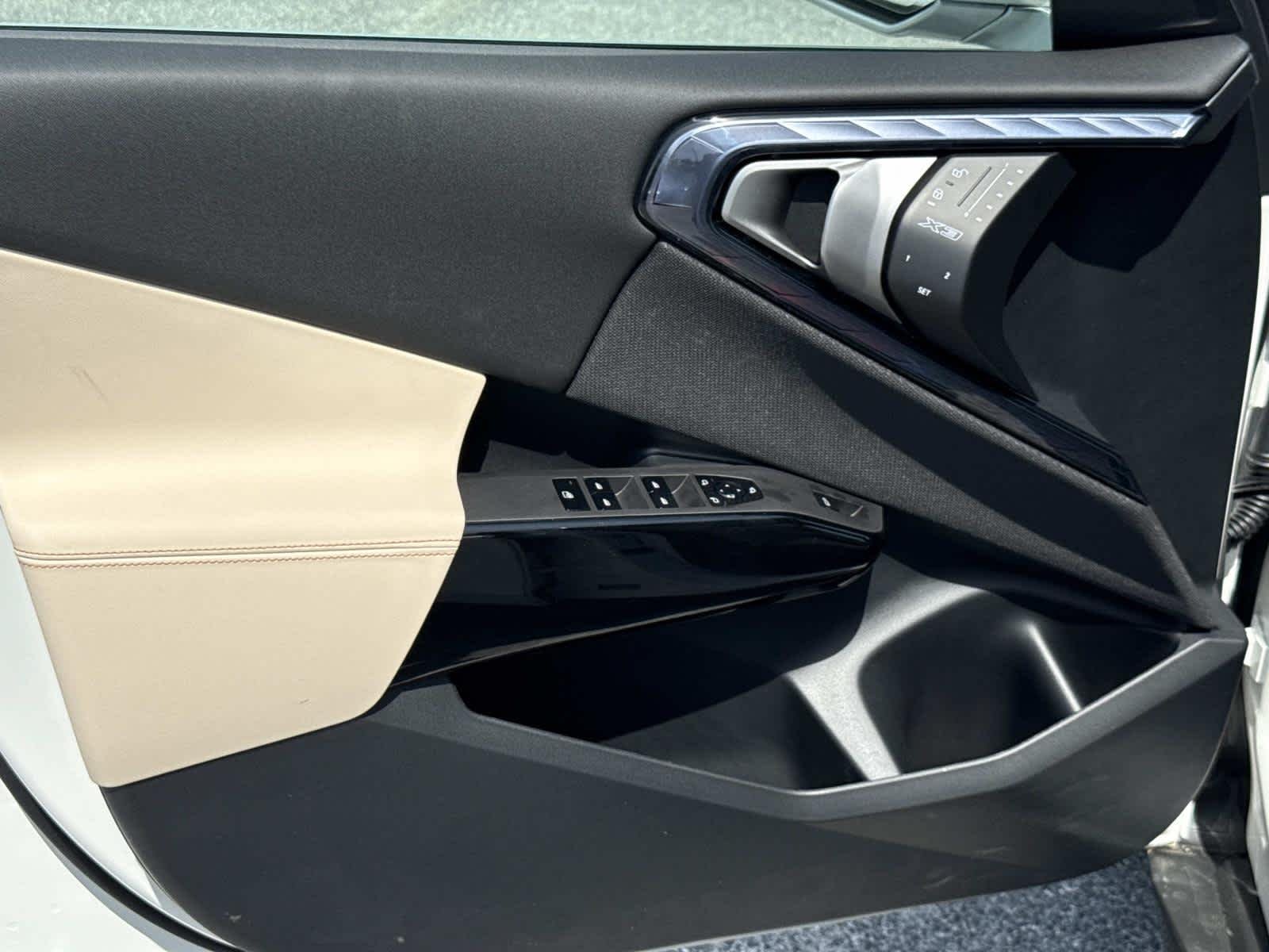 New 2026 Mineral White Metallic BMW 30 xDrive image 26