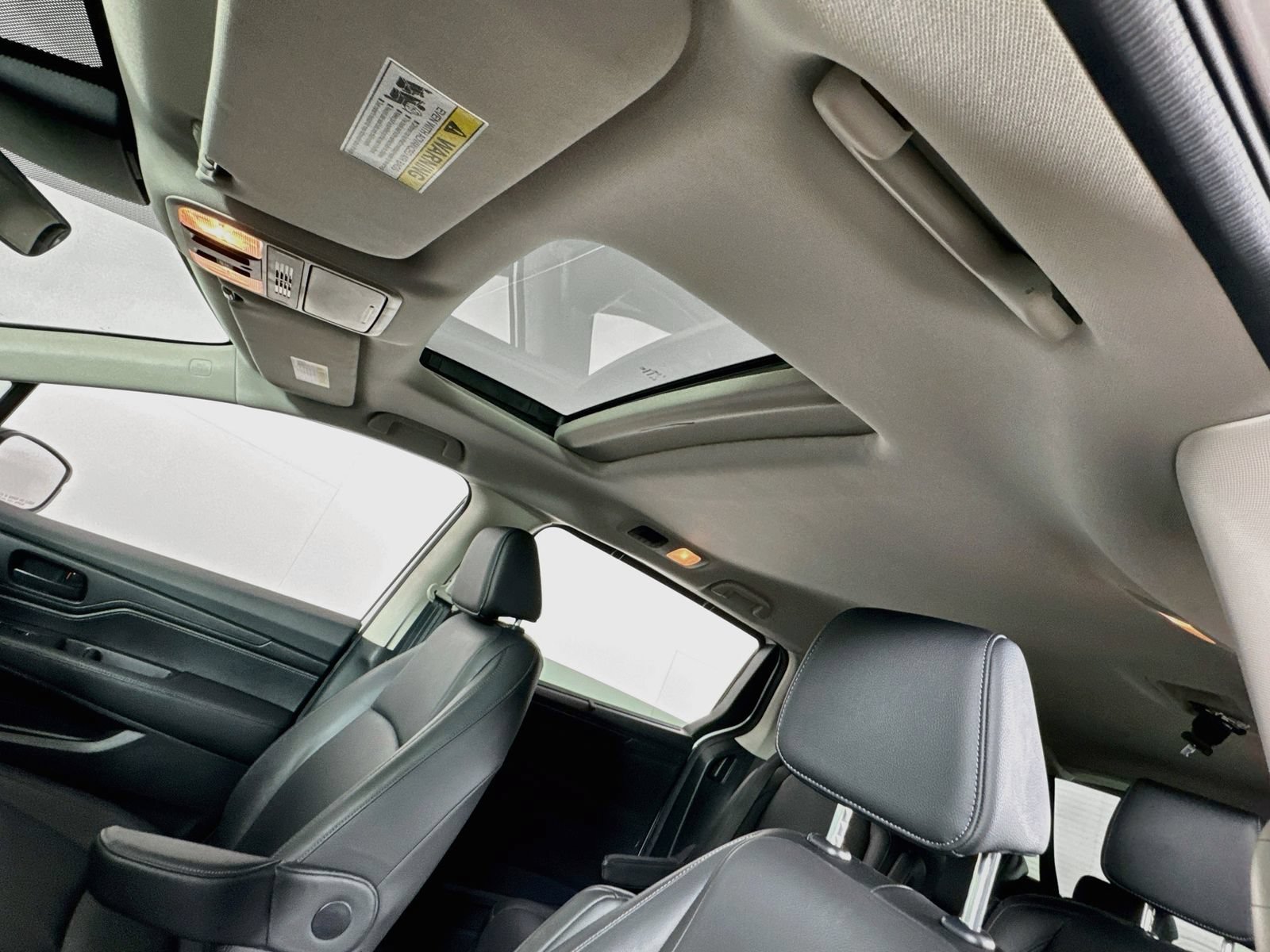 2025 Honda Odyssey EX-L - Photo 35