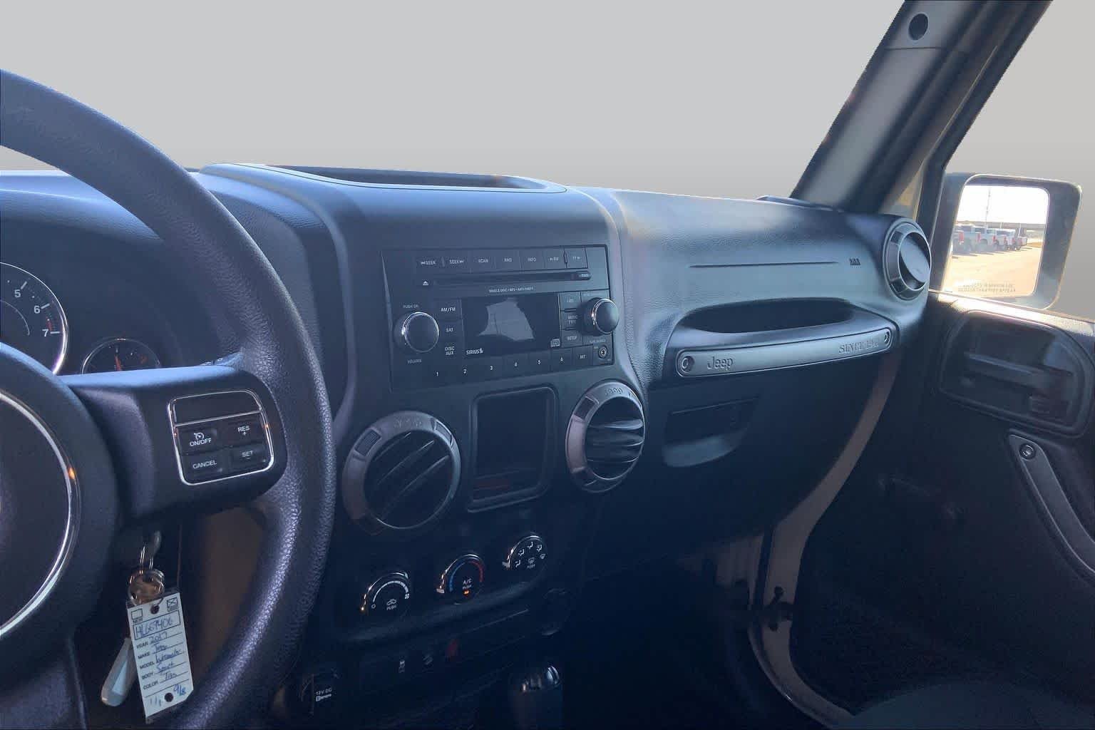 Certified Used 2017 Gobi Clearcoat Jeep Sport image 7