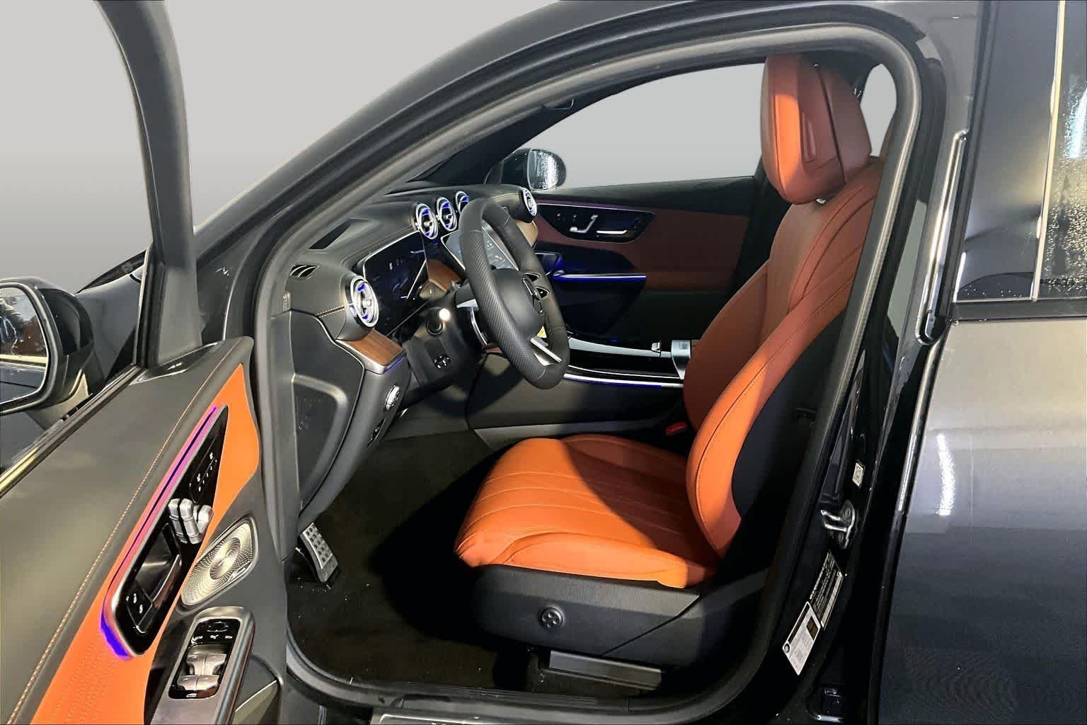 New 2027 Graphite Grey Metallic Mercedes-Benz GLC 300 image 13