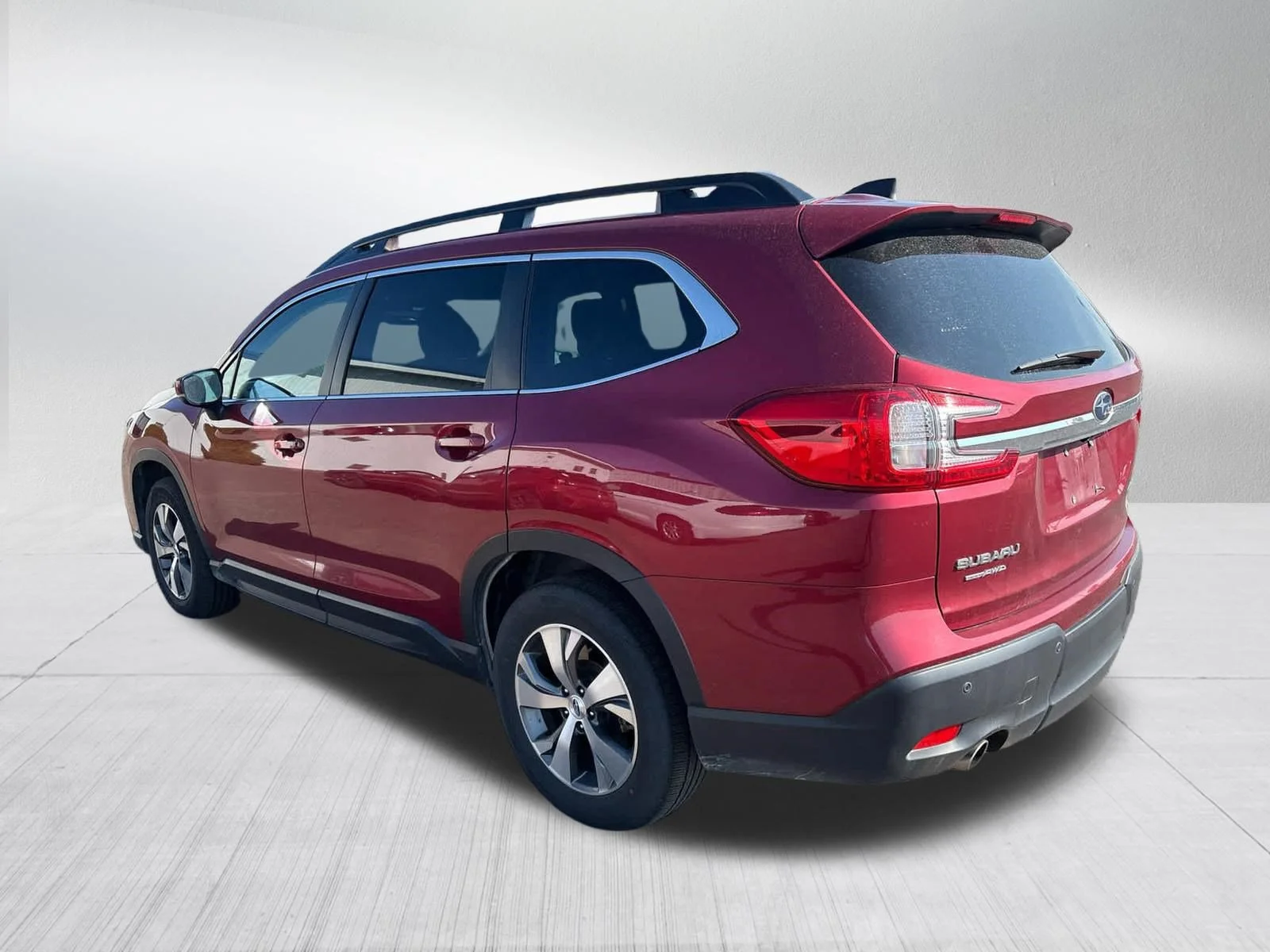 Used 2025 Crimson Red Pearl Subaru Premium image 11