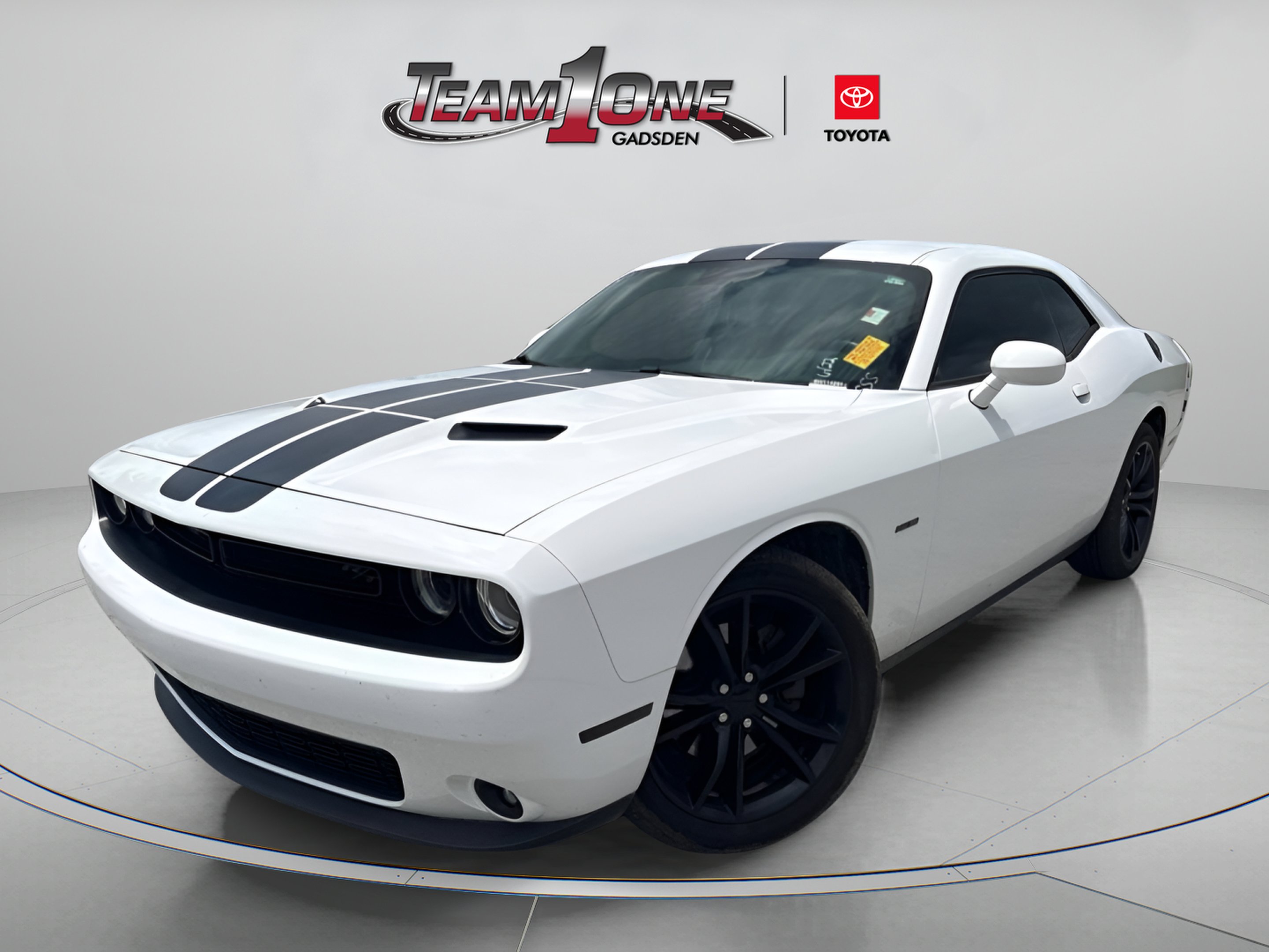 Used 2016 Bright White Clearcoat Dodge R/T Plus image 4